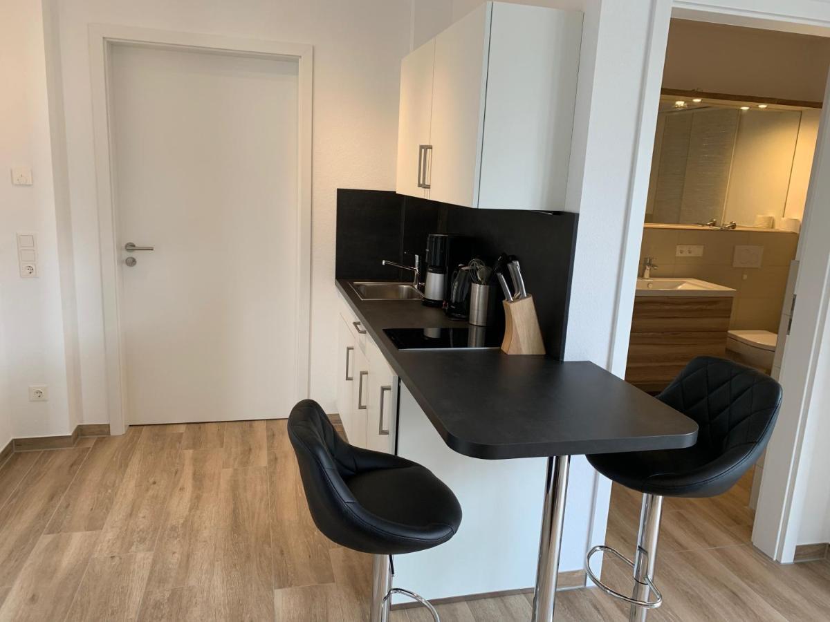 Апартаменты Main Boarding House Мильтенберг Экстерьер фото